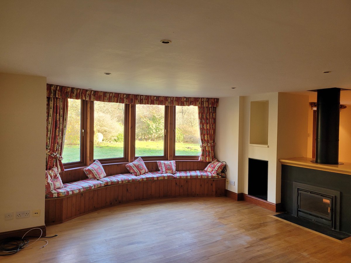 rural_landagent's tweet photo. 𝗧𝗢 𝗥𝗘𝗡𝗧 - 𝗧𝗵𝗿𝗲𝗮𝗽𝗺𝘂𝗶𝗿 𝗙𝗮𝗿𝗺, 𝗞𝗶𝗻𝗿𝗼𝘀𝘀-𝘀𝗵𝗶𝗿𝗲, 𝗞𝗬𝟭𝟯
Substantial 6 Bedroom Farmhouse with Equestrian Facilities.

https://t.co/DL5cZgQtHR https://t.co/Y6EWNTNkY0