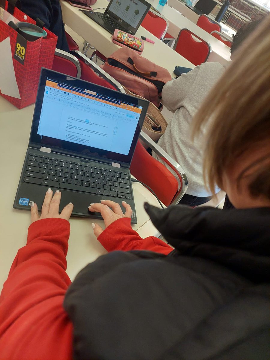 activa_edu's tweet photo. 🏫 El colegio Marcelina, en Querétaro, inició el año con el mejor aprendizaje en el uso de las herramientas tecnológicas para la educación.
👉🏽 Recuerden, todo esto y mucho más lo pueden obtener para su institución educativa en: https://t.co/j2BTBqPnLO https://t.co/1m7DfUv5yI