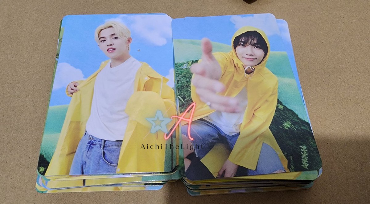 AichiTheLight2's tweet photo. FTB Freebies~ Will be bringing official nrpcs with me. If makita nyo ko and you'd like one, just approach me and let me know. Show a screenshot of this tweet. 😊 I'll see what else I can bring 😅

For Day 1 and Day 2, open for both team con and team labas. 🫶 https://t.co/PirWtL6cHi