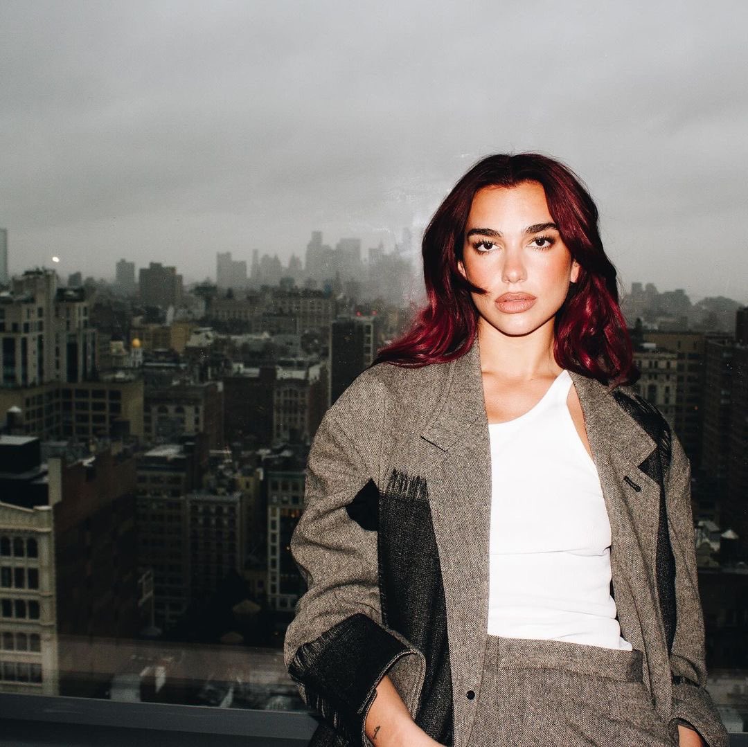 DUA LIPA tweet media