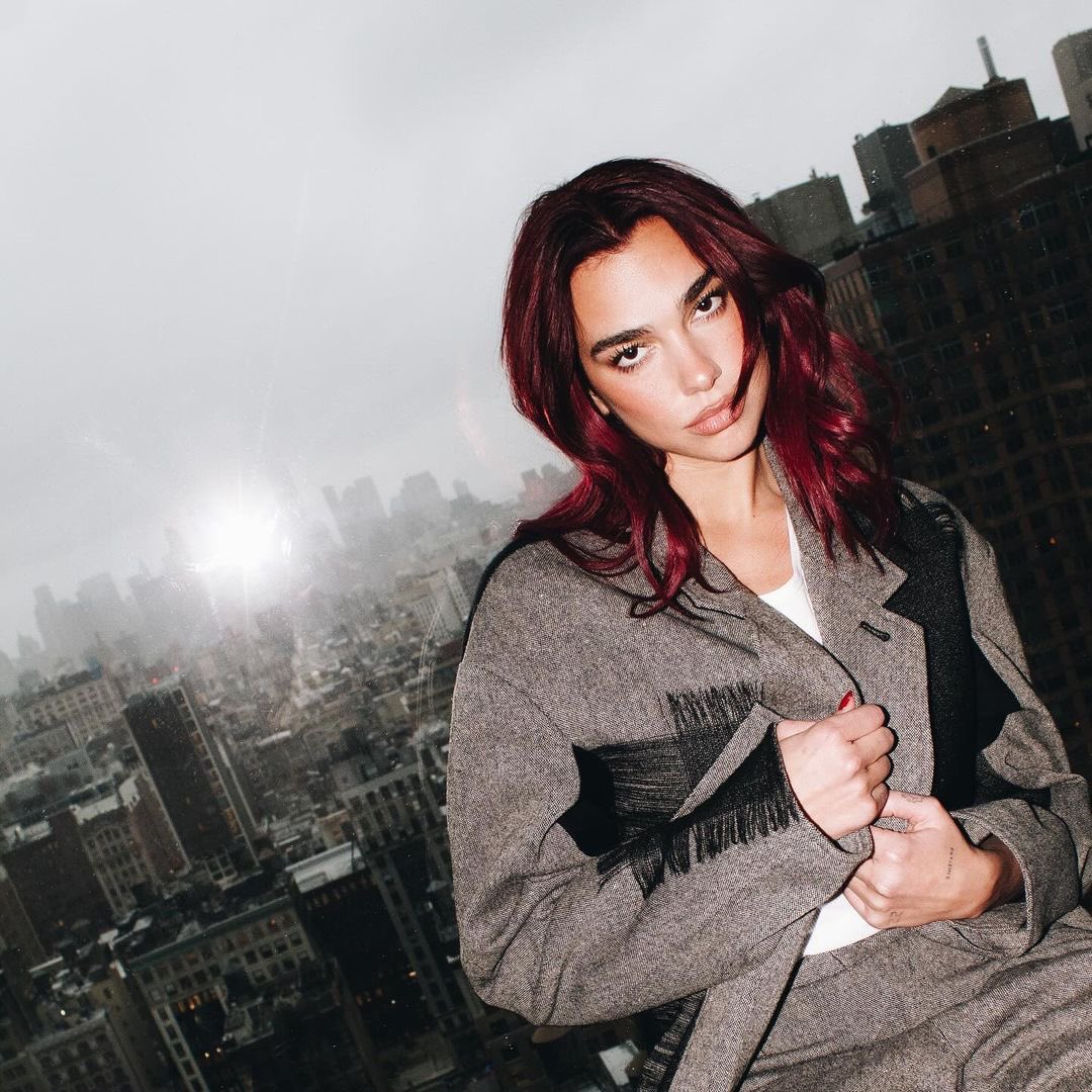 DUA LIPA tweet media