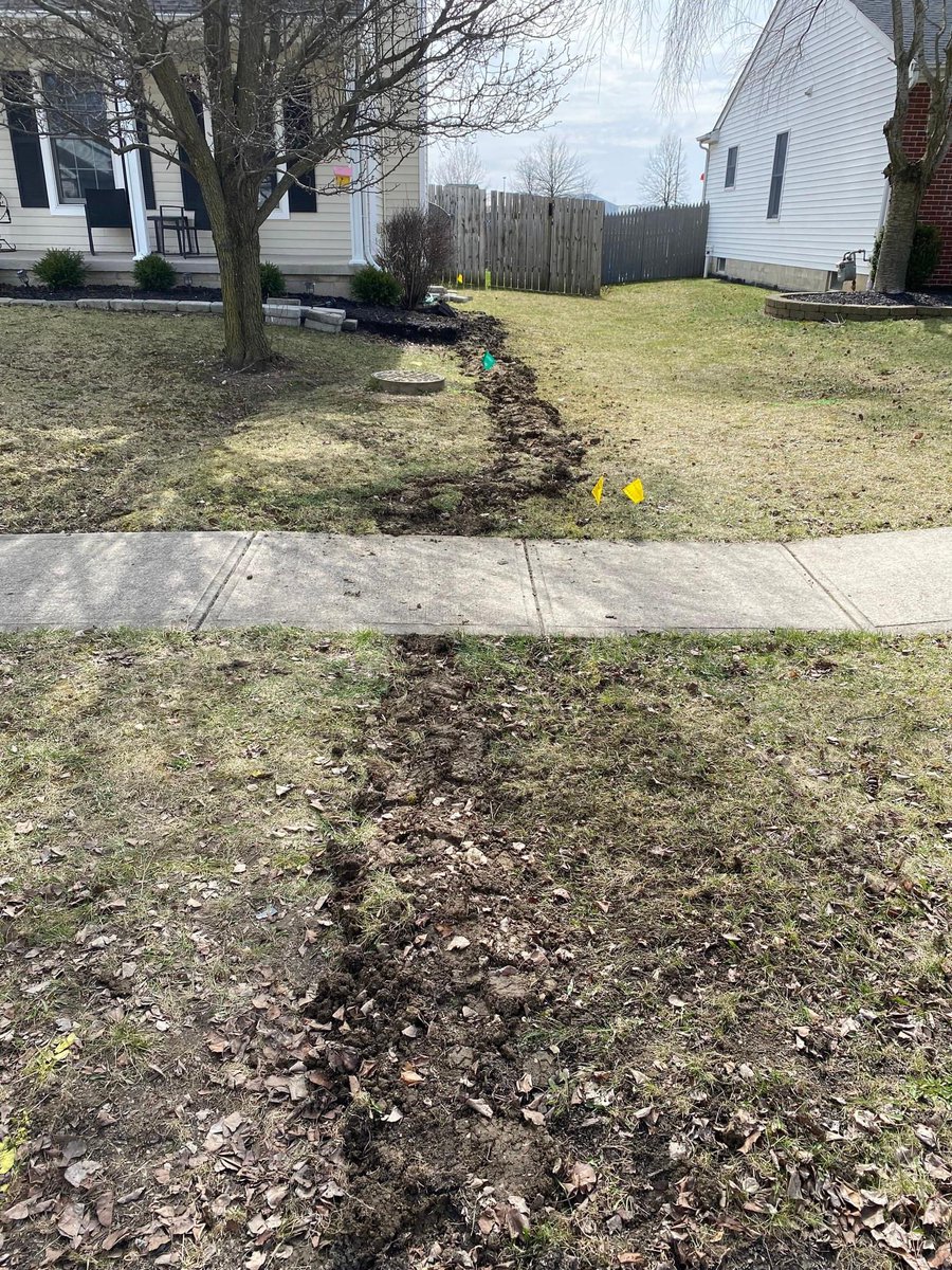 BLevel_Columbus's tweet photo. Making sure water runs away from your home is important. It can help prevent foundation damage and water seepage into your home. 

This work can be done year-round. For your free quote, contact our office today! https://t.co/Ww6SVUHlab
