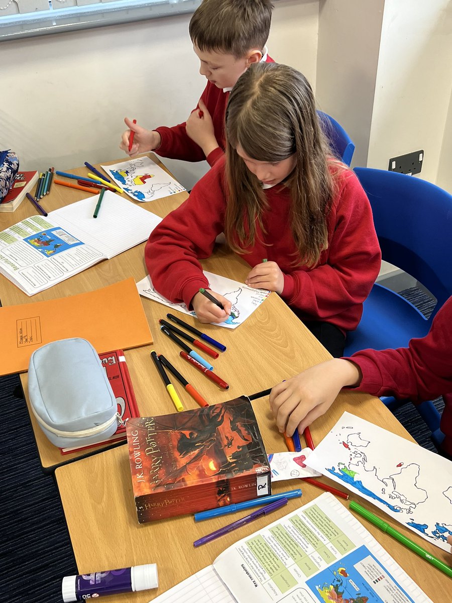 Class 3 tweet media