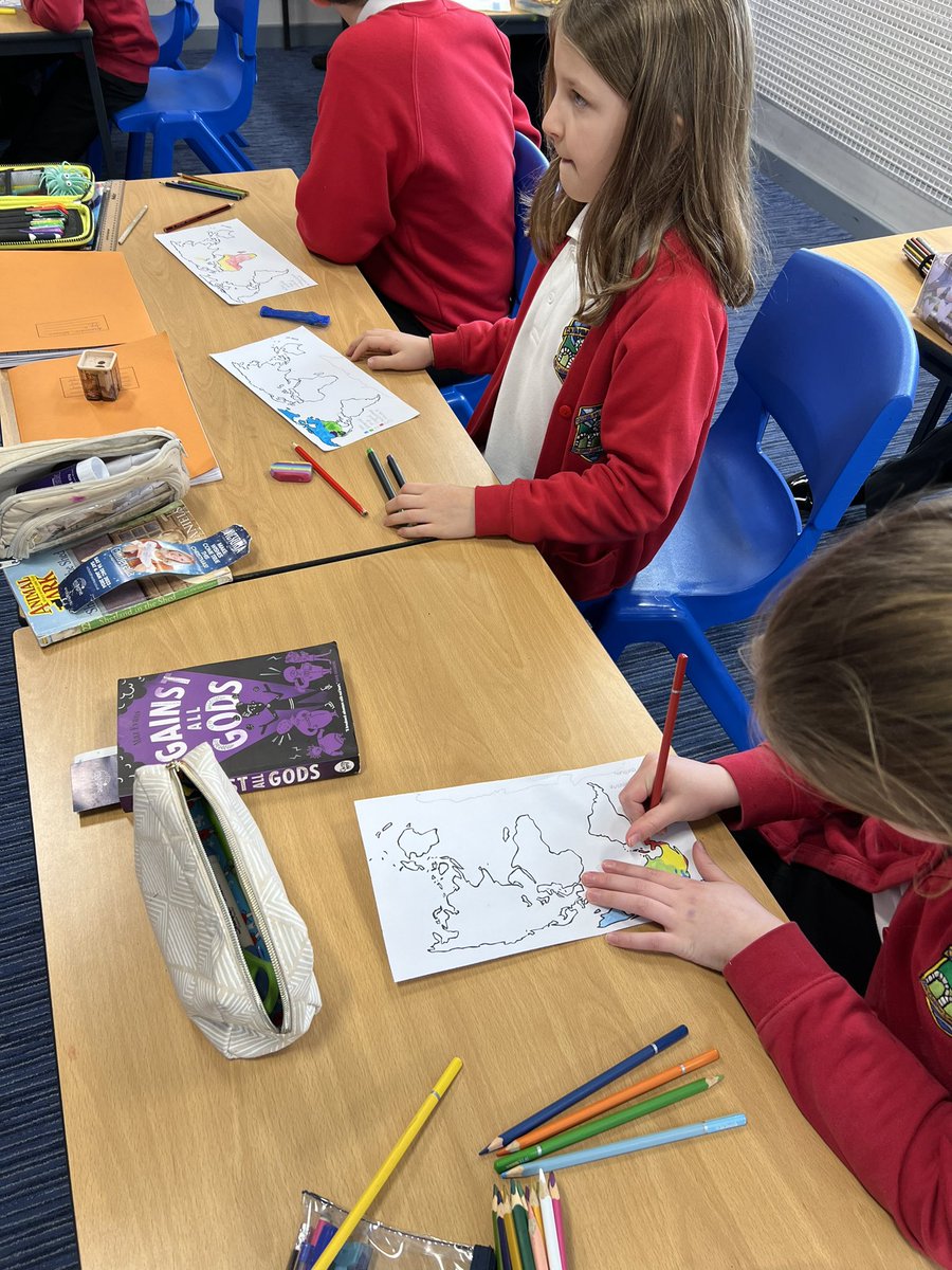 Class 3 tweet media