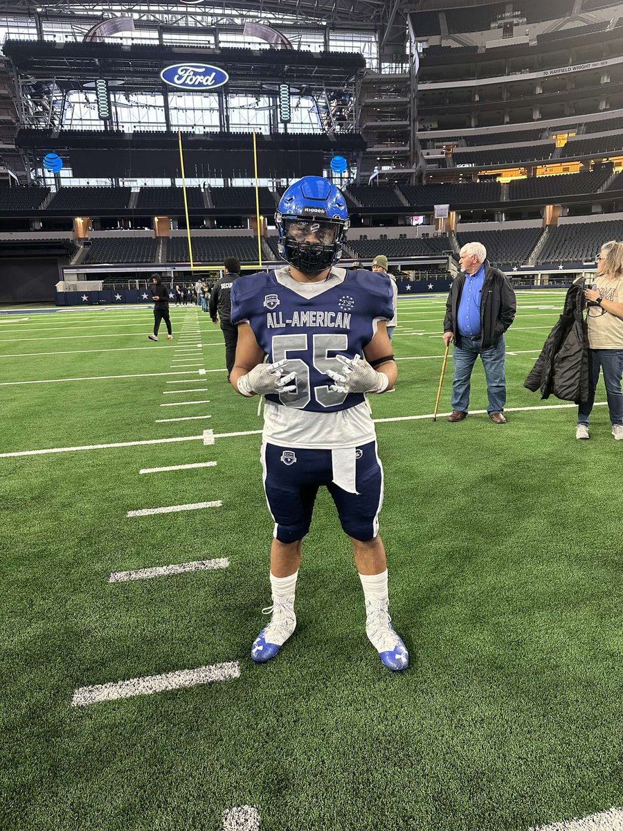 ictnation08's tweet photo. Blessed to play in All American game @BlueGreyFB Thank you all the coaches and players making this happen can’t wait to see you guys down the road!!!  It was a blessing playing best in US. These the moments we live for #ACCESS #OPTIONS 

Watch full game: https://t.co/CQx16tdUR9 https://t.co/VswfEArLay