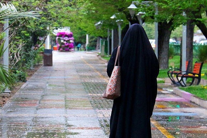 Alimohamadi1376's tweet photo. #رشتو
بسیاری از تمدن ها درباره جایگاه زنان،الگوهایی را مطرح کرده اند که امنیت #زن در جامعه و درون خانواده چگونه باشد.سه الگو برای امینت جهانی زن مطرح شده است؛
الگوی شرقی:زن را عنصری در حاشیه و بی نقش در تاریخ می‌داند.
الگوی غربی:دو ویژگی دارد
1_مرد واره کردن زنان در جامعه/1 https://t.co/hnTWxlfehD