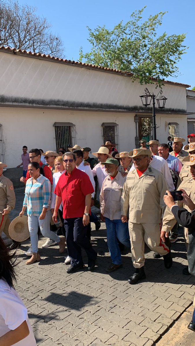 Milicia_ve's tweet photo. #10ENE Así se desarrollaron en la Población de San Carlos, Edo. Cojedes, las actividades conmemorativas al 164  aniversario del salto a la inmortalidad del General Ezequiel Zamora, contando con la presencia del MG. @Opermarcano4, Comandante General de la @Milicia_B1 https://t.co/Stex4SoAmQ