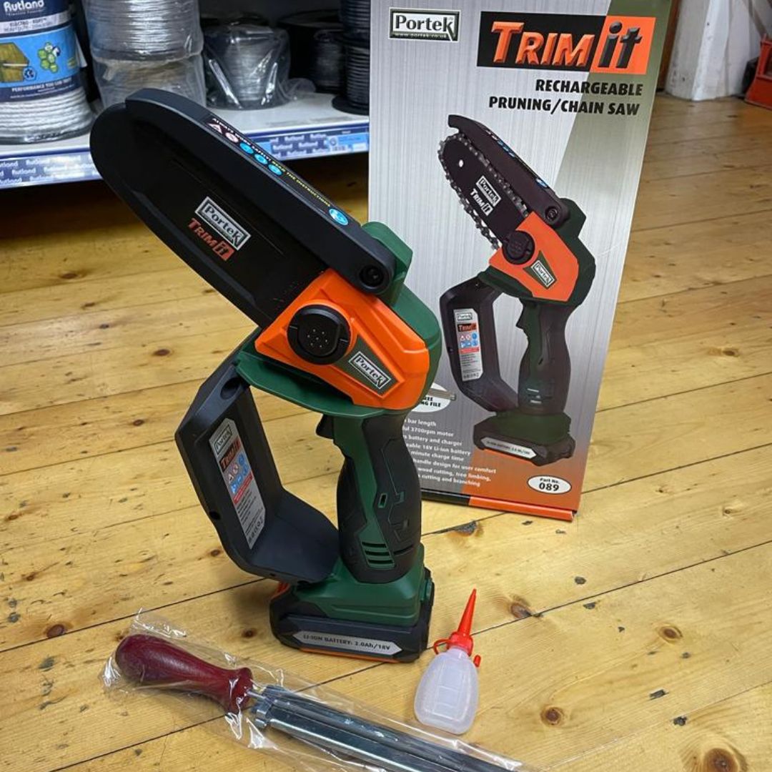 ClaphamAgricul1's tweet image. Protek Trim-It Rechargeable Pruning /Chain Saw
Perfect for working away from a power supply
Only £105.00 + VAT

claphamagricultural.co.uk/product/portek… 

#ClaphamAg #Portek #Pruning #ChainSaw #Rechargeable