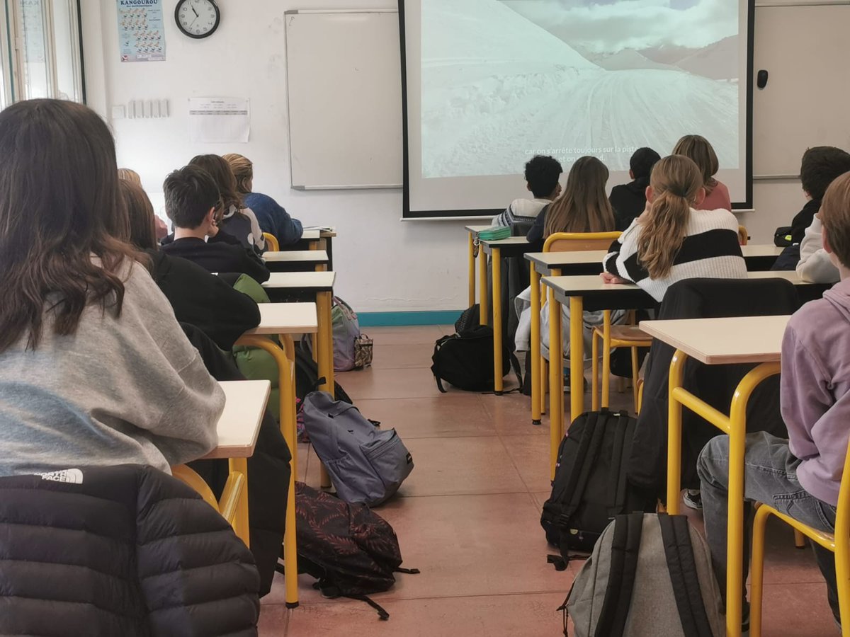 ANENA (@anena38) on Twitter photo La sensibilisation des plus jeunes continue.
Aujourd'hui, c'est en Savoie, dans le cadre du plan Ski Jeune de <a href="/SavoieDepart/">Savoie Département</a>, que nous sommes intervenus. La sensibilisation des plus jeunes continue.
Aujourd'hui, c'est en Savoie, dans le cadre du plan Ski Jeune de <a href="/SavoieDepart/">Savoie Département</a>, que nous sommes intervenus.