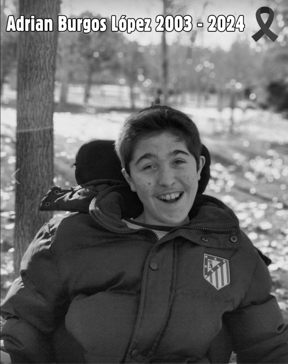 ATMinter's tweet photo. Adrián era una de las personas más queridas por nuestra peña. Alguien con una inocencia y un corazón que honraban este escudo y eran una muestra de bondad para todos los que le conocían. 
Lamentamos profundamente su marcha.
Descansa en paz, campeón.

#UnMinutoDeSilencioPorAdrian https://t.co/WPcanIIfaB