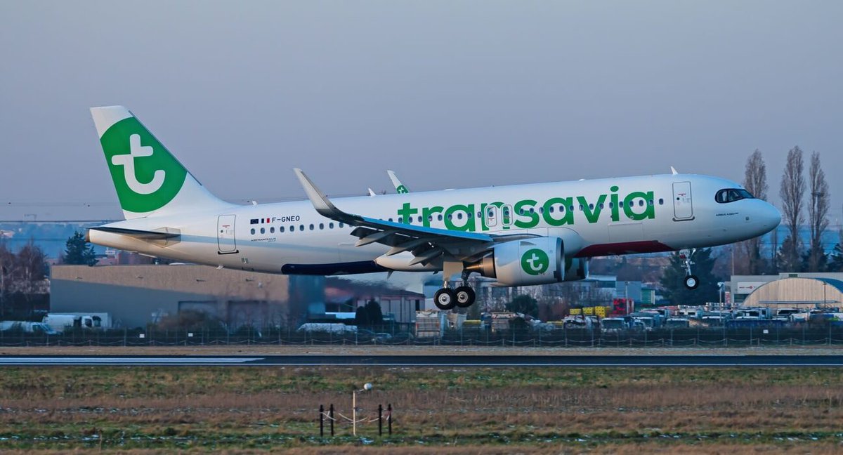 airwaysmagazine's tweet photo. Leading global aviation finance company Avalon has successfully delivered Transavia France’s first A320neo. 

https://t.co/nBjnFbDNrh https://t.co/vGecrkZP5B
