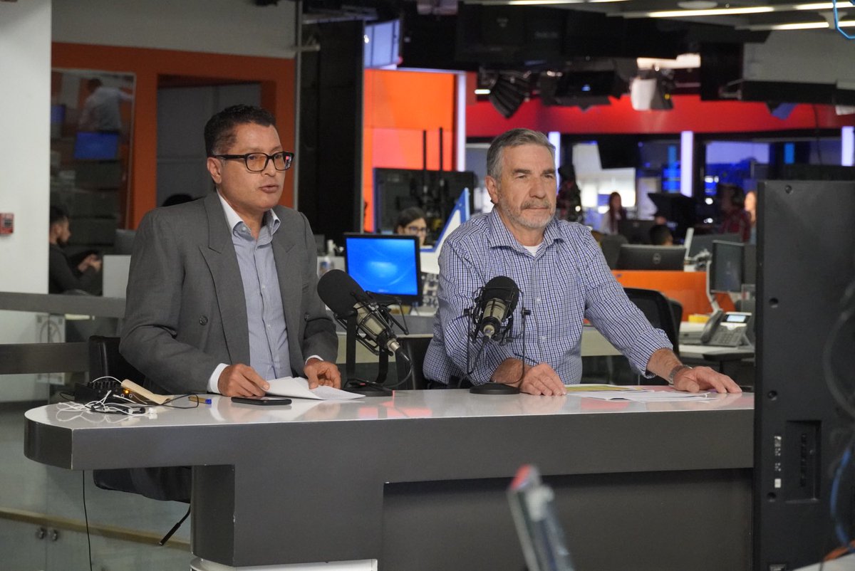 Álvaro Sandoval tweet media