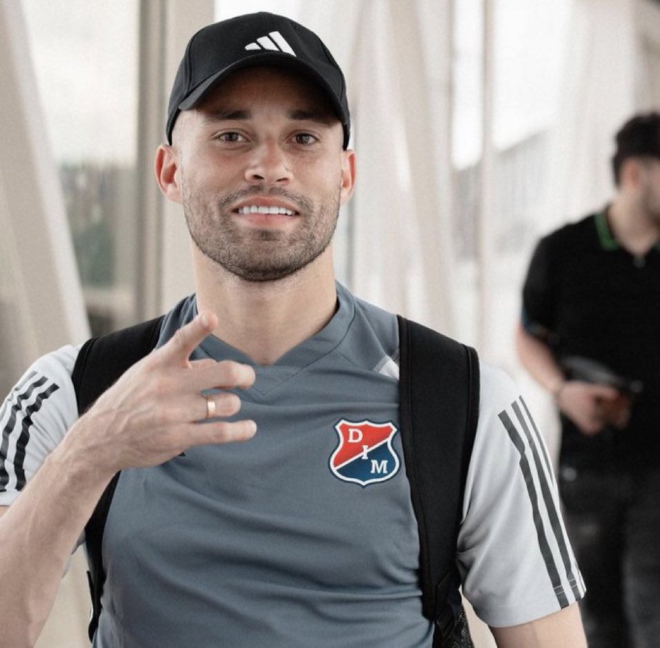 EL PODEROSO DIM tweet media