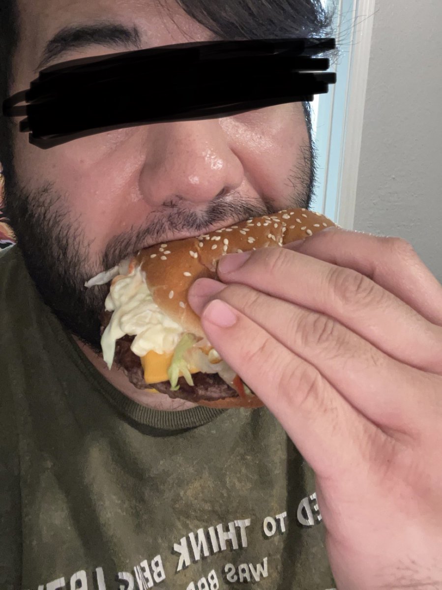 JimFortressguy's tweet photo. A story in 4 parts. Forgot to save the recording of me cumming since this was all on Snapchat lol.
#cumfood #cumonfood #cuminfood #cum https://t.co/Td3tJP17Hd