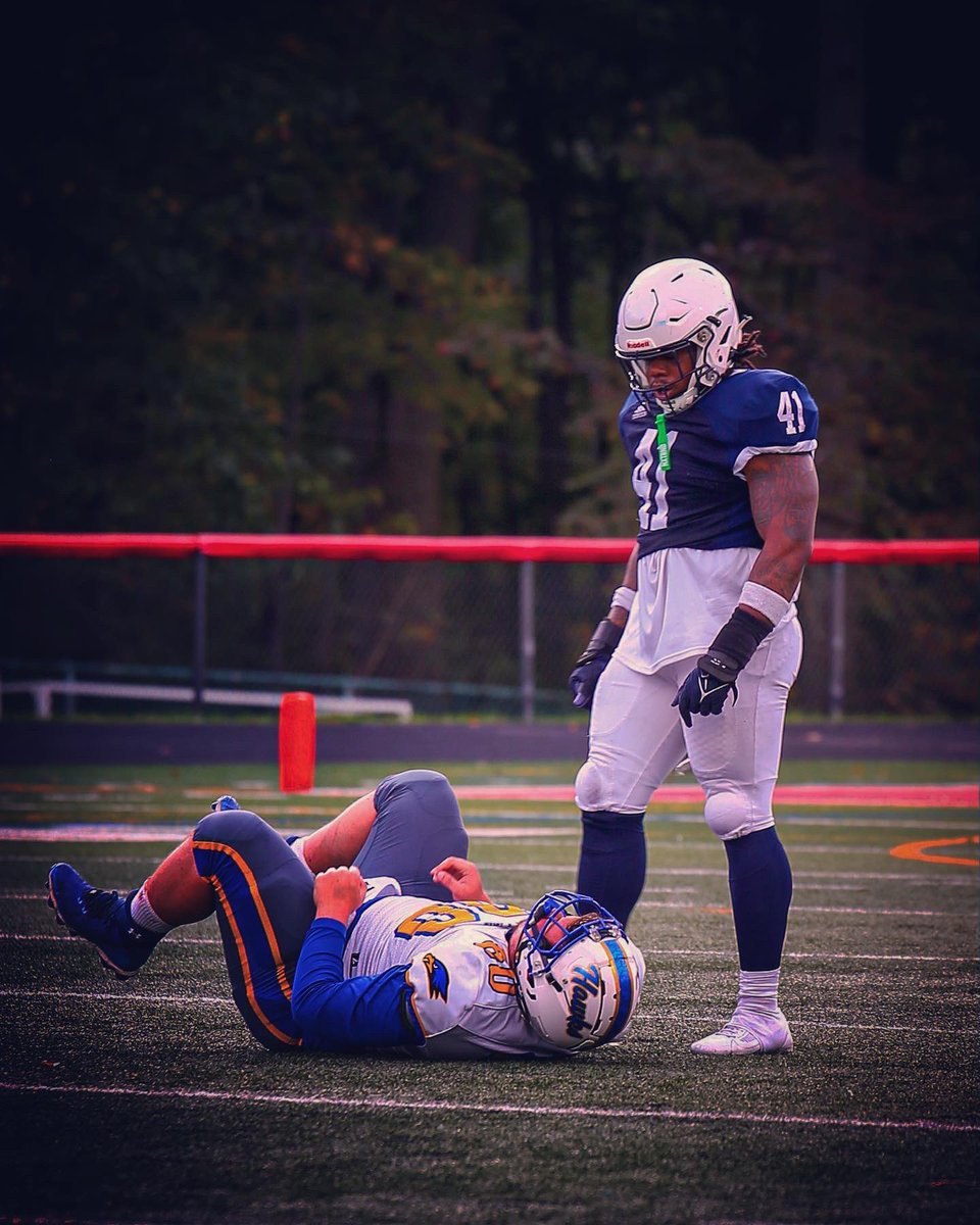 Bigplaymod's tweet photo. Dms are open ‼️

High IQ
Playmaker
Team captain 
Tone setter
Cultural leader 

May 24 Grad
⚡️⚡️⚡️⚡️⚡️⚡️👇

Check out my tape

https://t.co/2URpcLEaw6 https://t.co/dFDjjx6V5S