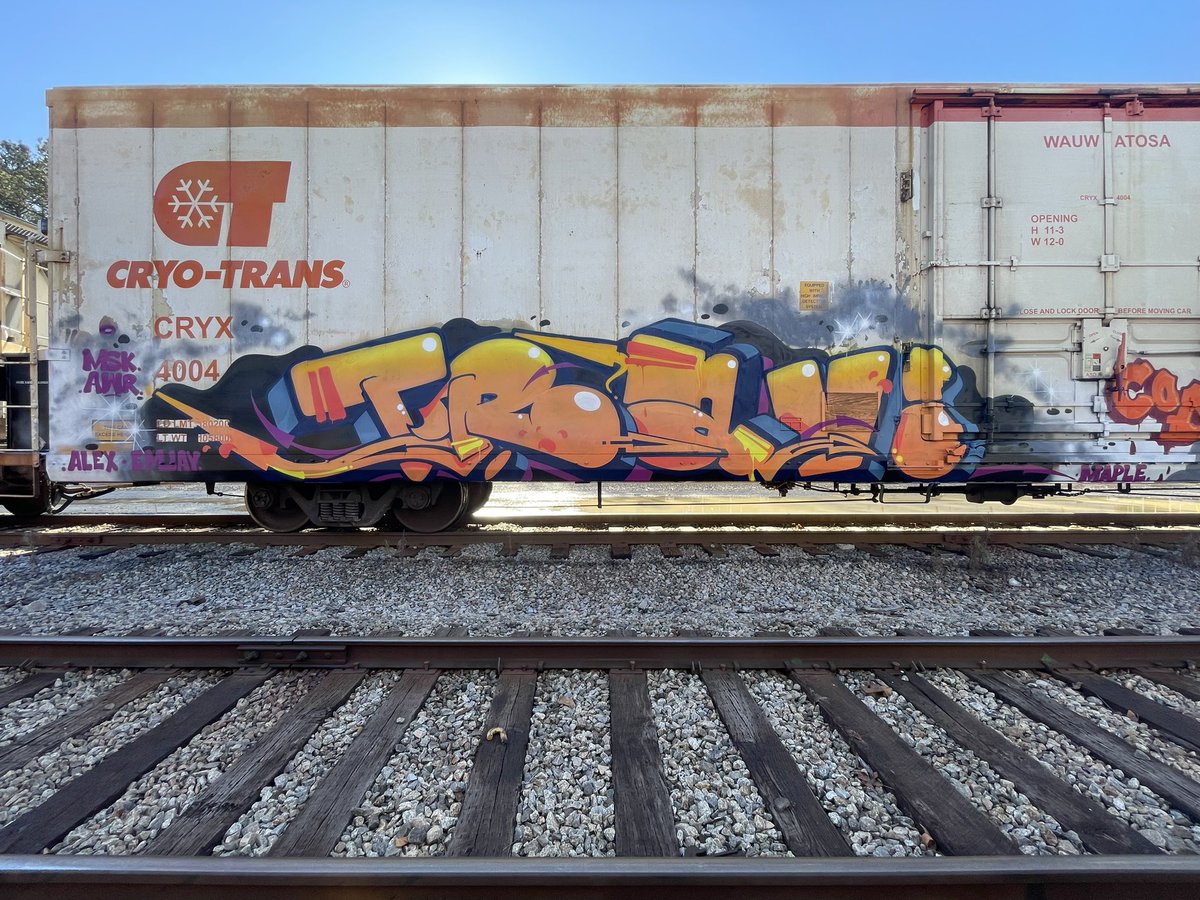 TRAVMSK's tweet photo. Freight train graffiti with the triple OG #WaneCOD #TravMSK #MSK #COD #CRYOTRANS #RXR https://t.co/PbH3aV6xSG