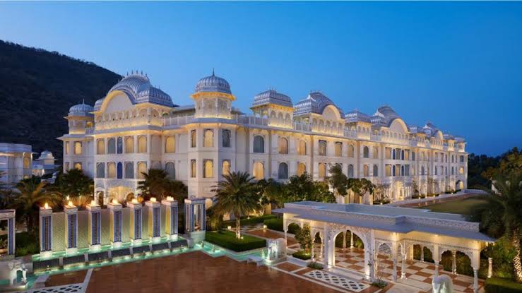 Lodha Group has announced its plans to open a luxury hotel in Amritsar (along with some other cities). This might indirectly indicate opening up of 'The Leela Palace' in Amritsar More Details awaited