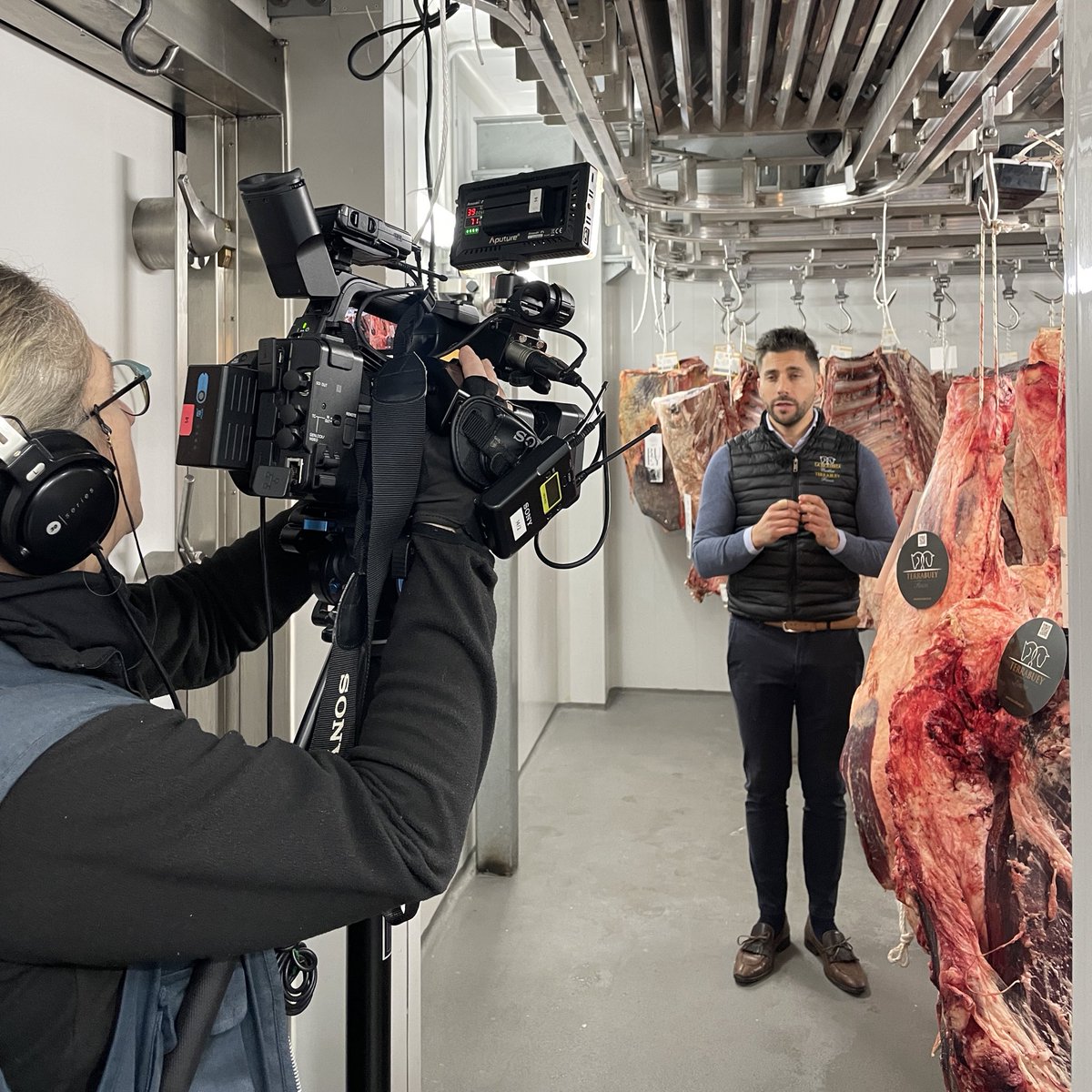 terrabuey's tweet photo. Es un orgullo para nosotros poder formar parte de la nueva temporada de #HechoEnCyL de @cyltv . Dentro de muy poco podréis conocer todo el proceso artesano que realizamos para conseguir nuestros productos Terrabuey https://t.co/P0LXgkp9Td