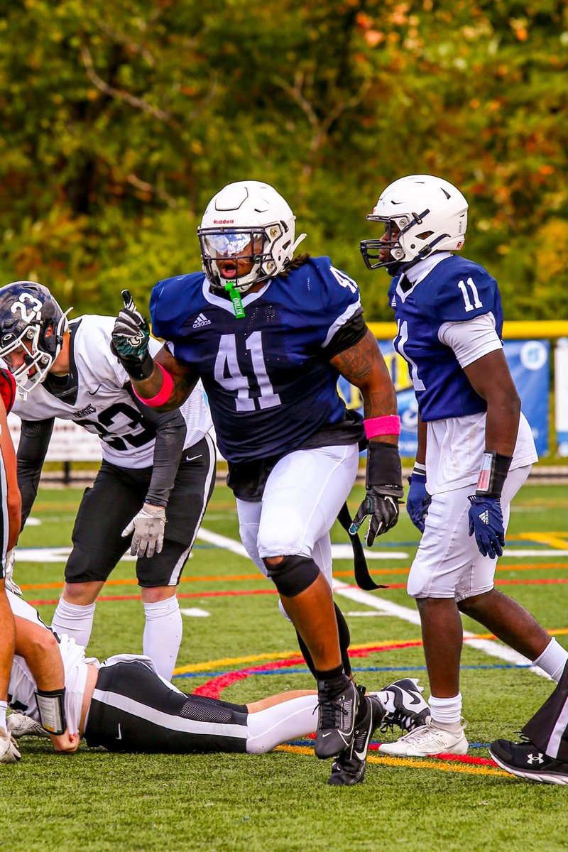Bigplaymod's tweet photo. Dms are open ‼️

High IQ
Playmaker
Team captain 
Tone setter
Cultural leader 

May 24 Grad
⚡️⚡️⚡️⚡️⚡️⚡️👇

Check out my tape

https://t.co/2URpcLEaw6 https://t.co/dFDjjx6V5S
