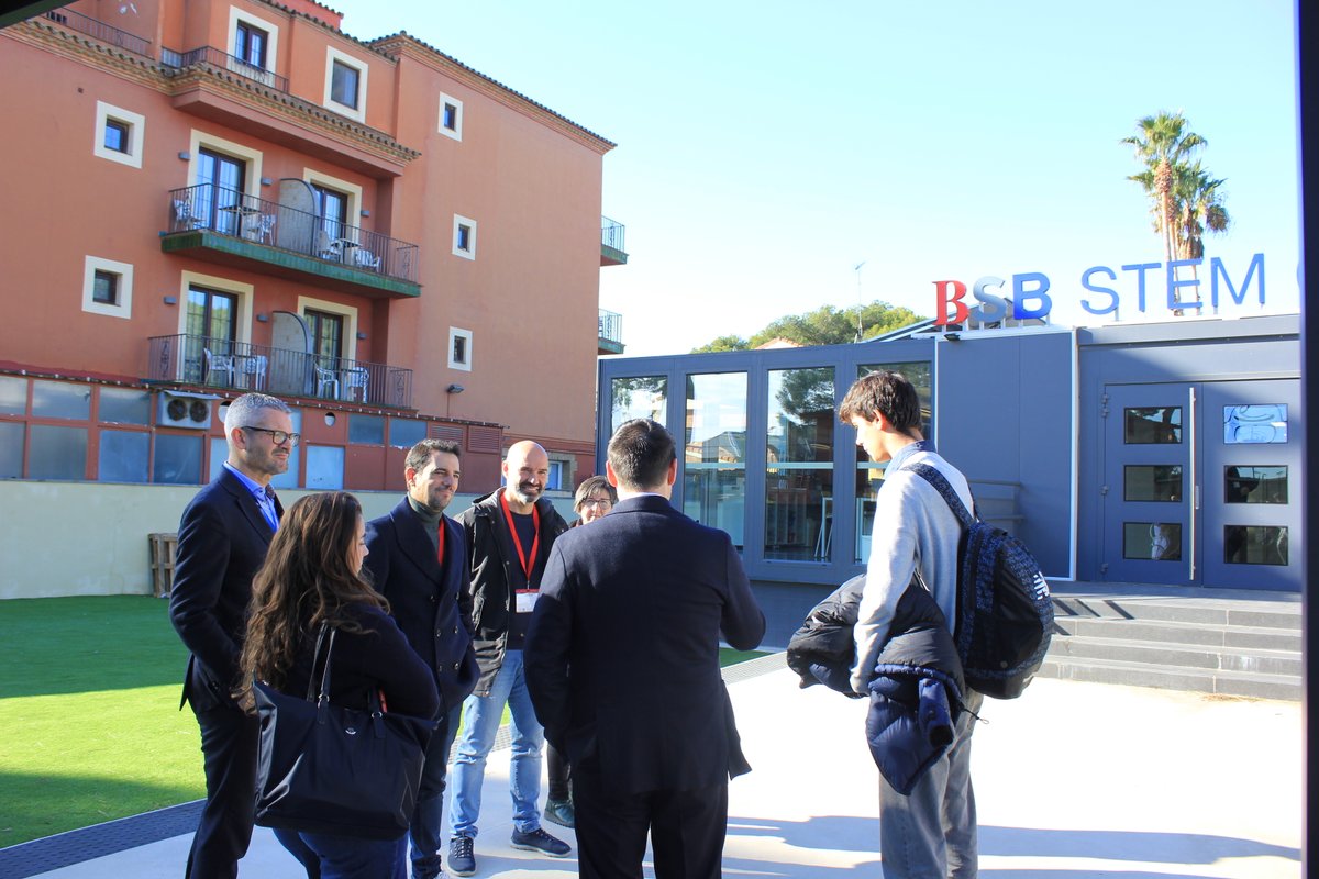 Yesterday, we had the pleasure of hosting @AjCastelldefels Mayor @manualcalde_ and his council team for their first visit ever to BSB. An opportunity to highlight our commitment to fostering impactful connections with the local community. Thanks for the visit!