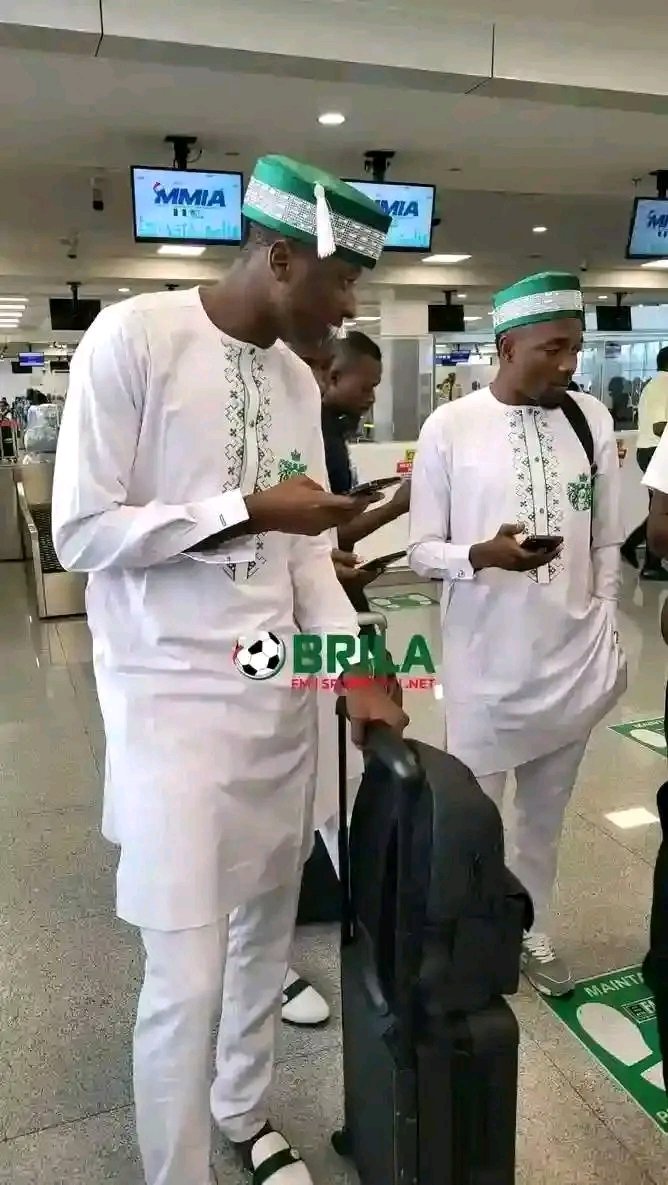 IfeanyiP24011's tweet image. The Super Eagles players departing to Ivory Coast looking all glammed up to represent Nigeria!!!🔥💚🤍😎

Men di sharp!!!😇

#AFCON #2023challenge