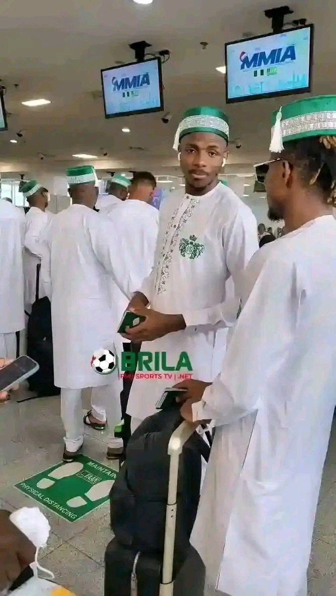 IfeanyiP24011's tweet image. The Super Eagles players departing to Ivory Coast looking all glammed up to represent Nigeria!!!🔥💚🤍😎

Men di sharp!!!😇

#AFCON #2023challenge