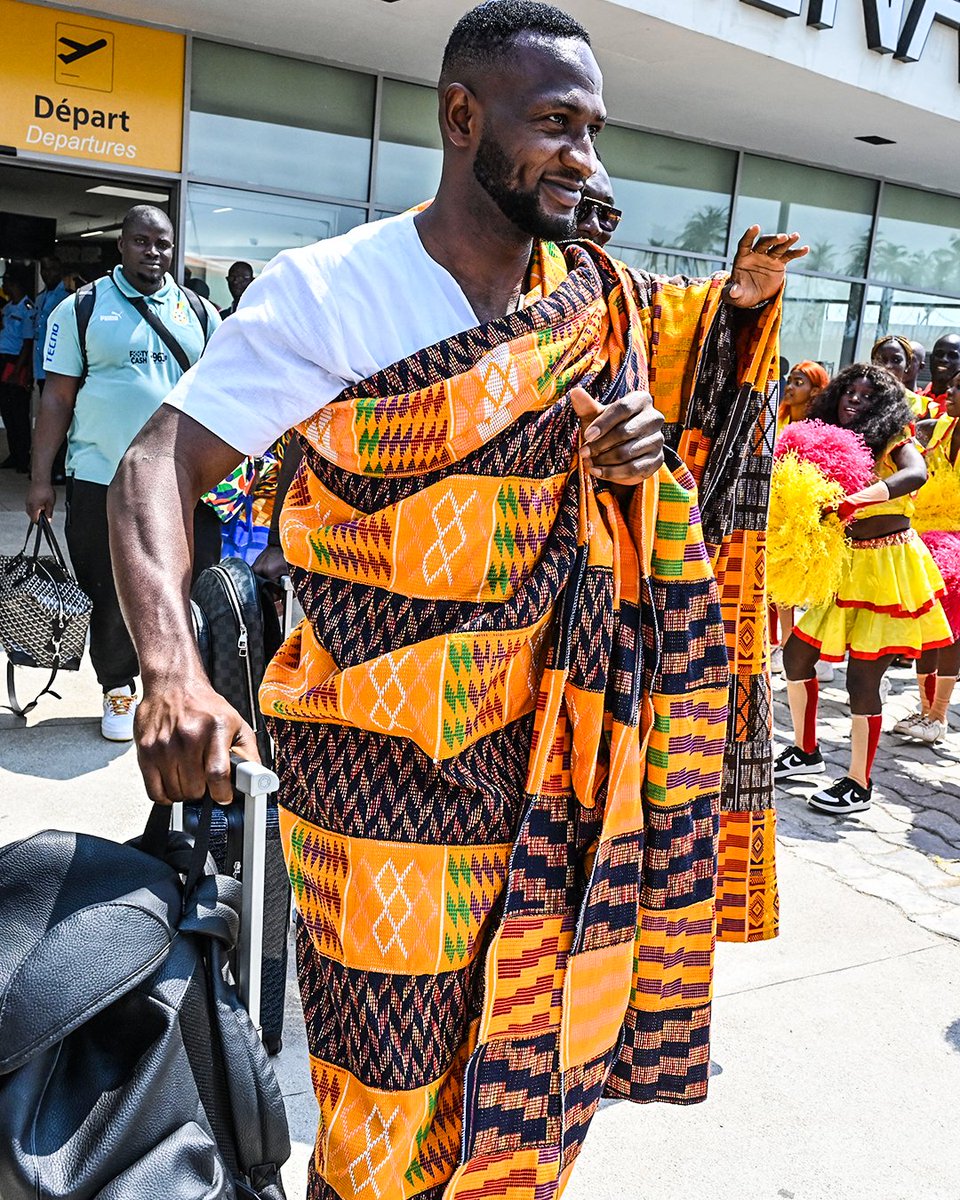 brfootball's tweet photo. Ghana show up to AFCON in style 🇬🇭 https://t.co/NFEI9HYnok