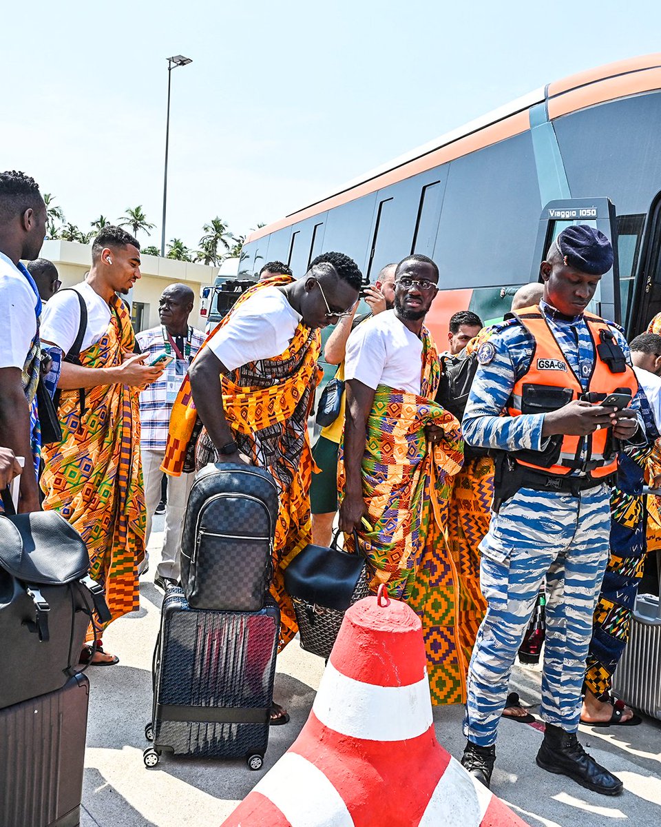 brfootball's tweet photo. Ghana show up to AFCON in style 🇬🇭 https://t.co/NFEI9HYnok