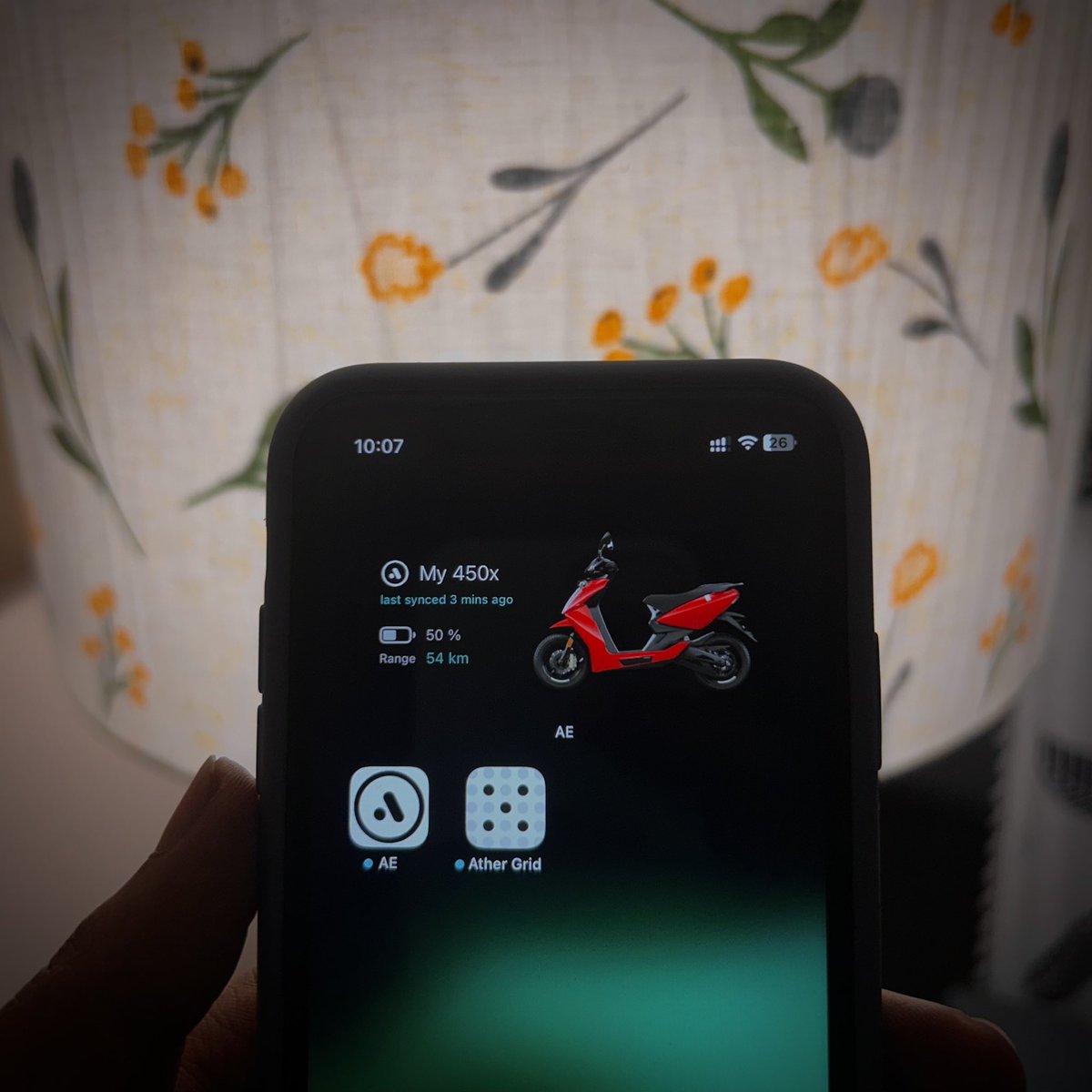 zephyrwala's tweet image. Just made a medium size battery widget with a clear black background for the @atherenergy iOS app. 
I like widgets that seamlessly blend with your phone wallpaper. 
Hopefully, someday widgetkit will provide a .clear container background option. 
#buildinpublic #ios17 #widgetkit