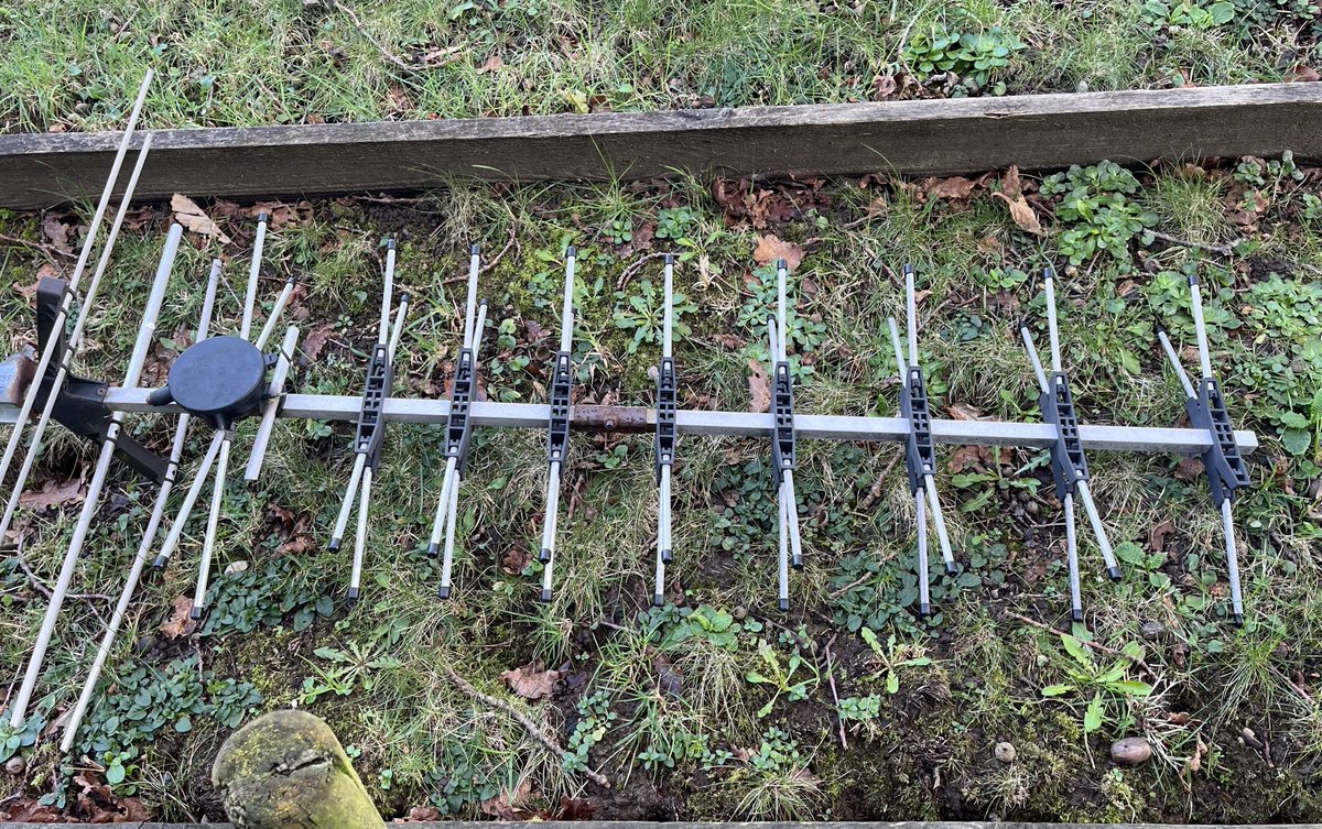 andyAVAVsystems's tweet image. It’s that time of year
People cancelling Pay TV post Christmas
Couple of Aerial replacements
Still finding obsolete Group C/D #Aerials as people go back to #Freeview