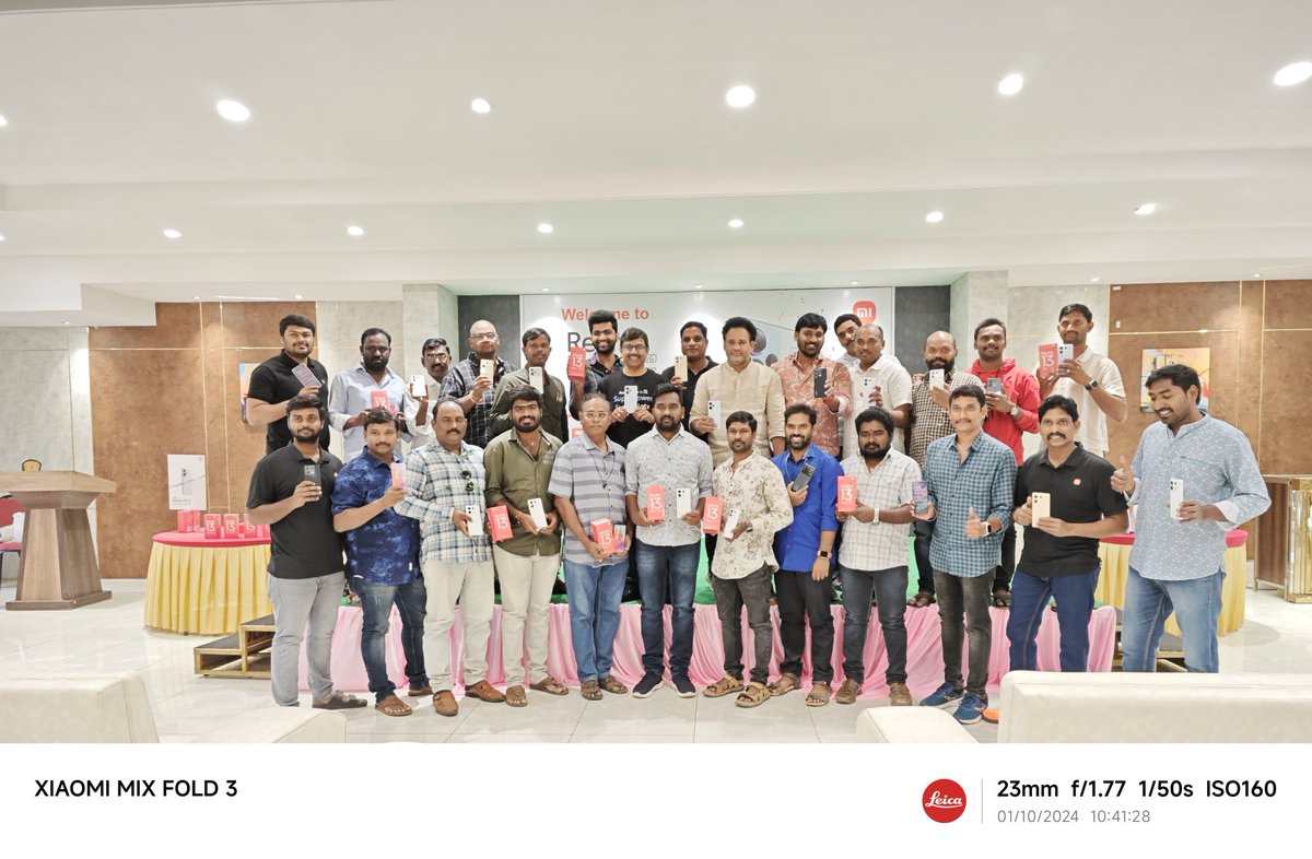 batchumalli's tweet photo. #Super Launch & meeting with our #Eluru #MiPartners ๐
Super happy to witness the love for brand Xiaomi & readiness of our partners to take the market by Strom with our #RedmiNote13 5G series โก
#Xiaomi โฅ๏ธ #EluruMarketVisit https://t.co/QKHXu1lSfX