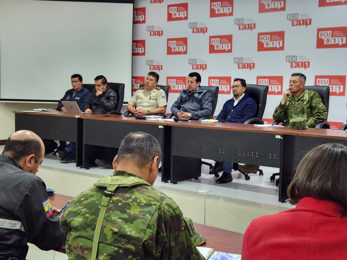 JRoblesOficial's tweet photo. #AHORA| Participamos en el Consejo de Seguridad Ciudadana del Carchi, como Vicepresidente del mismo, para conocer las acciones que se realizan por parte de las instituciones adscritas a la @GoberCarchi e informar las que realizamos desde #LaNuevaPrefectura en bien de la provincia https://t.co/XCxpMziG0z