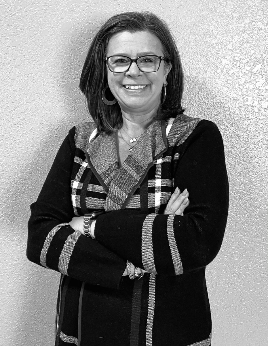 SchoolSpecialty's tweet image. In her insightful article, Creating Learning Environments in the Classroom and Beyond, Sue Ann Highland, PhD emphasizes the importance of tailoring spaces to a school's unique vision. 

Read article&amp;gt;&amp;gt;bddy.me/48qQLA4

#learningspaces #flexiblelearning #classroomdesign