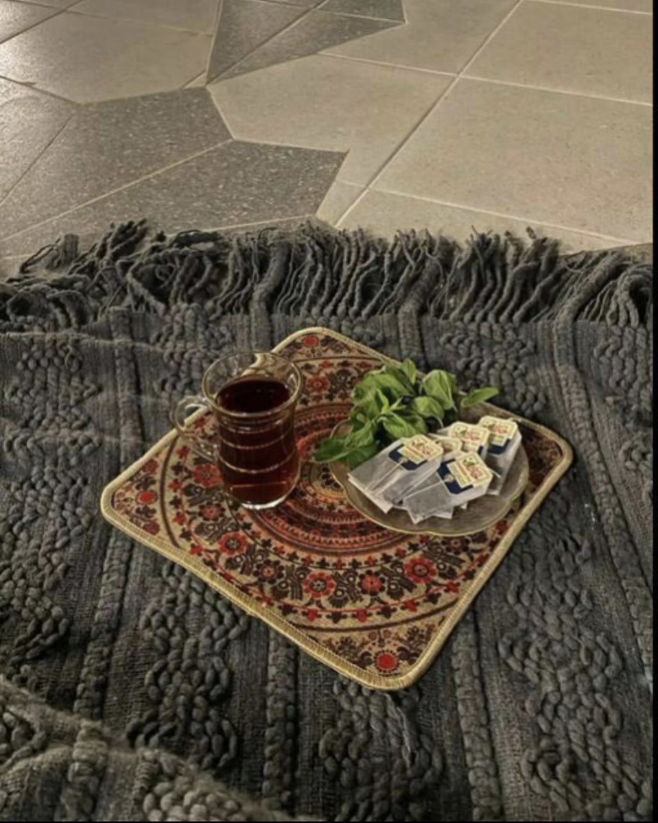 قلبن نظييّف ويعزك لاتستهين به وتقهره .