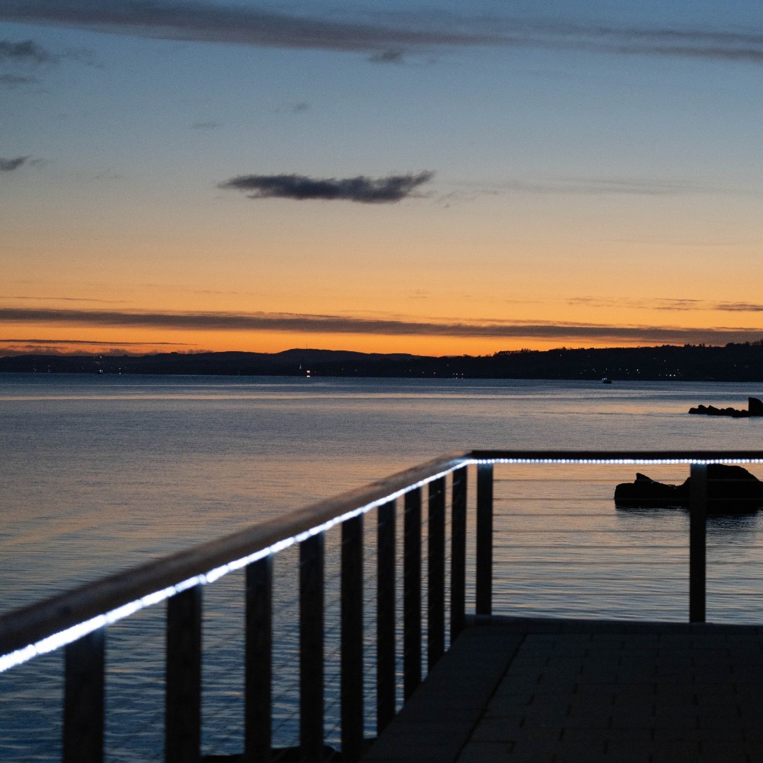 RedcastleHotel's tweet photo. Sunset on Lough Foyle ❤
#redcastlehotelandspa #donegal #wildatlanticway #inishowen #january #ireland #longerstay #getaway #sunset #goldenhour https://t.co/JwW2tXWyOw