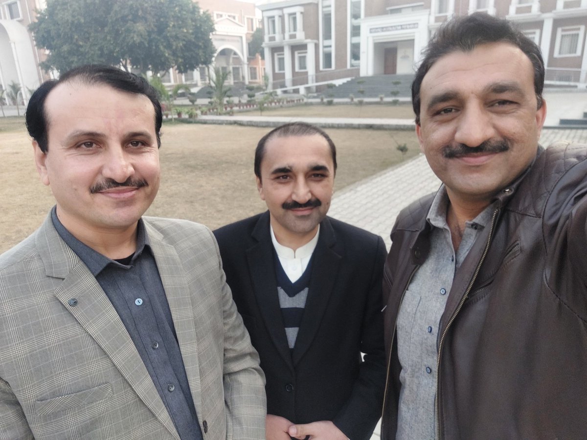Mir_wazir's tweet photo. Roommates https://t.co/LVjBENMpef