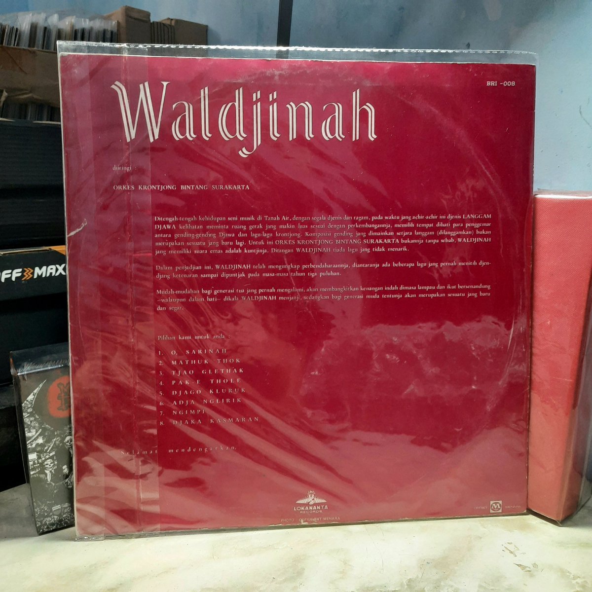 rizqifebrians's tweet photo. Vinyl Waldjinah - O. Sarinah

Lokananta - BRI-008
1 x Vinyl LP 12" 33 1/3 RPM https://t.co/ZKTCay63zp