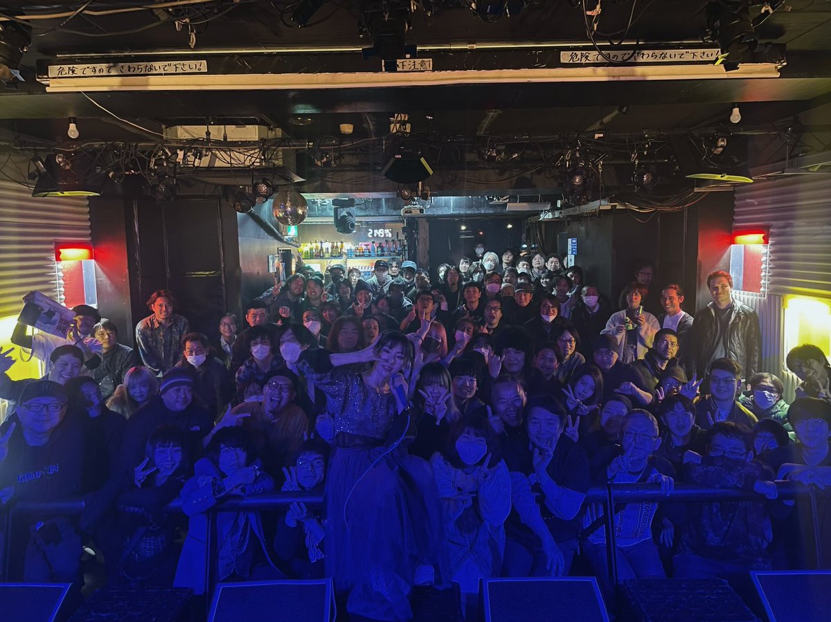 Thank you for coming to my birthday bash at Kichijoji Shuffle, Tokyo in Japan 🫀🤍 I appreciate you sent me a lot of love tonight 🦋✨ 日本は東京、吉祥寺シャッフルでの私の誕生日パーティーに来てくれた方ありがとう🫀🤍 今夜送ってくださったたくさんの愛に感謝します🦋✨