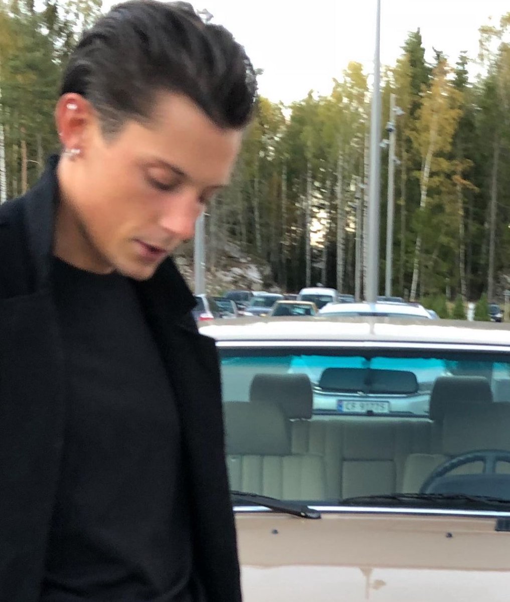 ᅠᅠ⠀
    ⠀⠀ ⠀⠀ 𝗽𝗼𝘂𝗿𝘁𝗮𝗻𝘁 𝗷’𝗼𝘂𝗯𝗹𝗶𝗲𝗿𝗮𝗶 𝘁𝗼𝗻 𝗽𝗿𝗲́𝗻𝗼𝗺. 
ᅠᅠᅠ
ᅠᅠ
ᅠᅠ⠀⠀