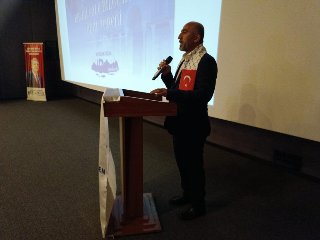 Eğitim-Bir-Sen Genel Başkan Yardımcımız <a href="/alideniz02/">Ali DENİZ</a> programımıza katkı ve katılımlarından,
Adıyaman Memur-Sen/Eğitim-Bir-Sen İl Bşk <a href="/demirmehmet02/">Mehmet Demir</a> ve yönetimine de katılımlarından teşekkürler.
Programa emek veren teşkilatımızın yigitlerine selam olsun.<a href="/_aliyalcin_/">Ali YALÇIN</a> <a href="/ramazankayann/">Ramazan Kayan</a>