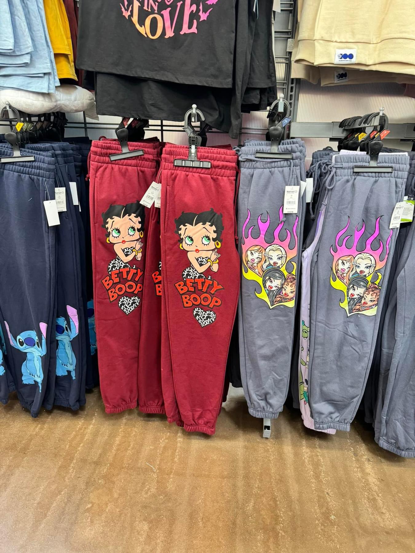 🆀🆄🅴🅴🅽 🅿🅸🆂🅲🅴🆂 💎 on X: Now these sweatpants in Walmart