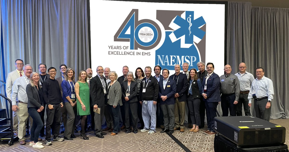 NAEMSP's tweet photo. NAEMSP's National EMS Medical Directors Course is coming to a close after three jam-packed days. Thank you, speakers, for sharing your knowledge with these future medical directors — we cannot wait to see the impact they make with what you've taught them! https://t.co/qGzUXRWKOt
