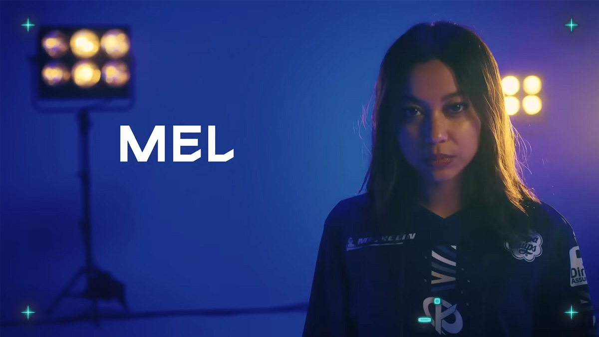 Ça fait longtemps que j'ai pas fait un petit thread récap d'un stream...

Mais du coup Mel fait un petit live en donnant quelques infos sur son avenir

- elle continue l'esport
- ne pas trop espérer M8 Mel, elle va à aller dans une équipe inter
- elle a kiffé la commu KC