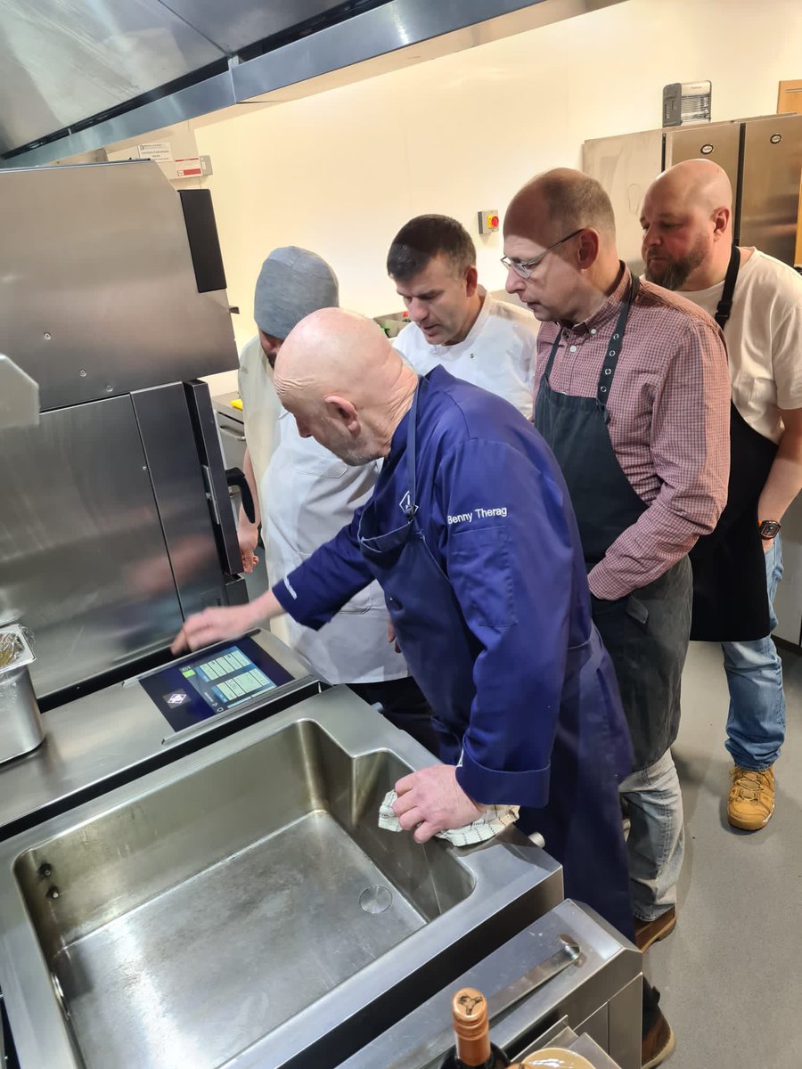 EmmaHonnywill's tweet photo. Really exciting times @UHD_NHS as we get closer to completing our brand new purpose built patient catering facility-Our fabulous #TeamRBH chefs headed off for training hosted @mkn_chefschoice lots of new ideas &amp; inspiration ready for opening March🤞@AmiriConstruct @OneNHSinDorset https://t.co/h0t3wM2PPo