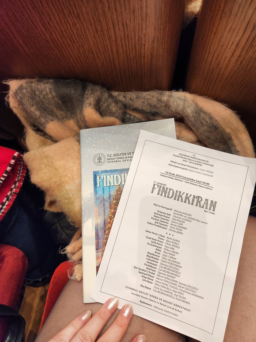AURORAAART's tweet photo. Derin anlamlar, yaşamın öğrettiği hakikatlerden öte, çocukluğumda bana anlatılan peri masallarında yatıyor.
#FriedrichSchiller #FINDIKKIRAN https://t.co/1v9O4f01yr