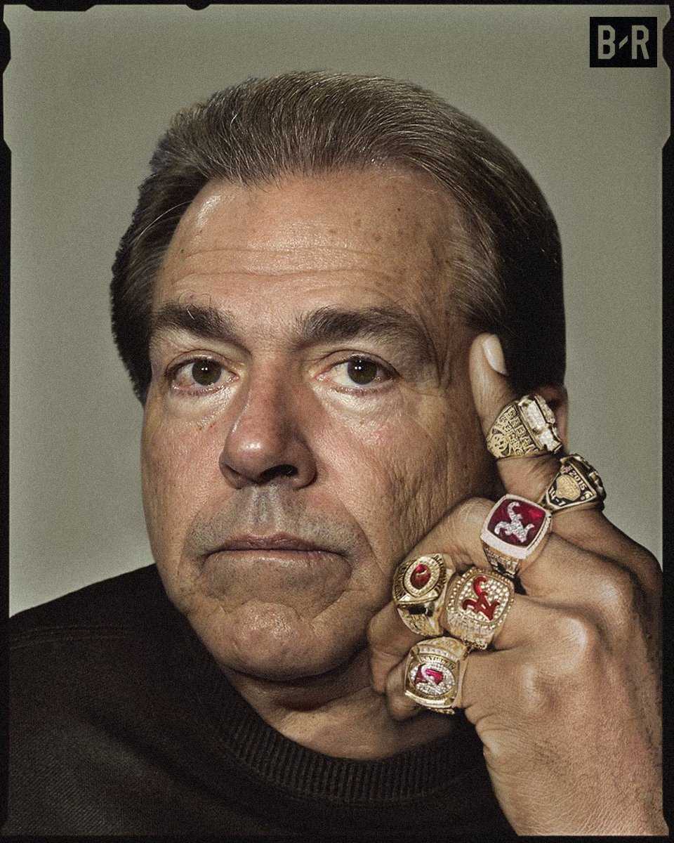Nick Saban is one of the best to ever do it:

🐐 7 National championships (6 w/ Bama, 1 w/ LSU)
🐐 5x SEC COY awards
🐐 297 career wins (5th all-time)

28 years of greatness