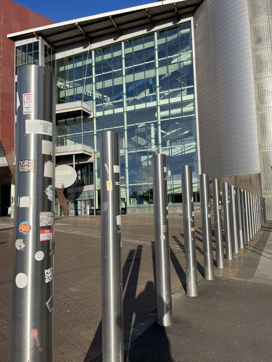 GmDrones's tweet photo. @cardiffcouncil can you do anything about this mess before the rugby starts next month? It makes the city look terrible. Or is @principalitysta that need to get this sorted ? https://t.co/iB5Ut4SWLT