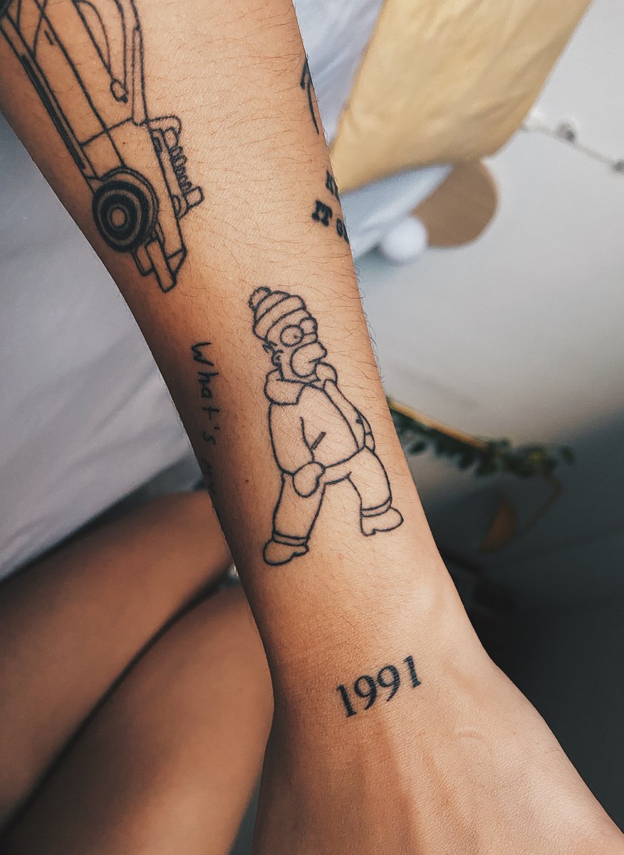 Sasichinchu's tweet photo. De chica vi esta escena y me enamoré perdidamente de Los Simpson. https://t.co/2k2xohX83p