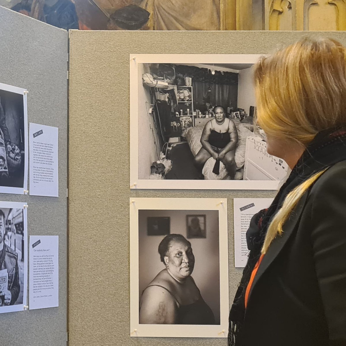 Today I visited Outsiders exhibition in the House of Commons, organised by @AppgNRPF and sponsored by @crisis_uk. The photo portraits by @MarcDavenant exposed the realities of the homelessness crisis in Britain and remind us why we continue to campaign for change.