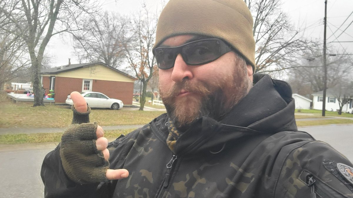 Irish_Punisher's tweet image. Sticking to my #DEFreset with LIIT walks during my lunch break. Burning that fat, even in 30° snow flurries. #StayConsistent #GetLean #PunishmentCorps @jockowillink @philthatremains